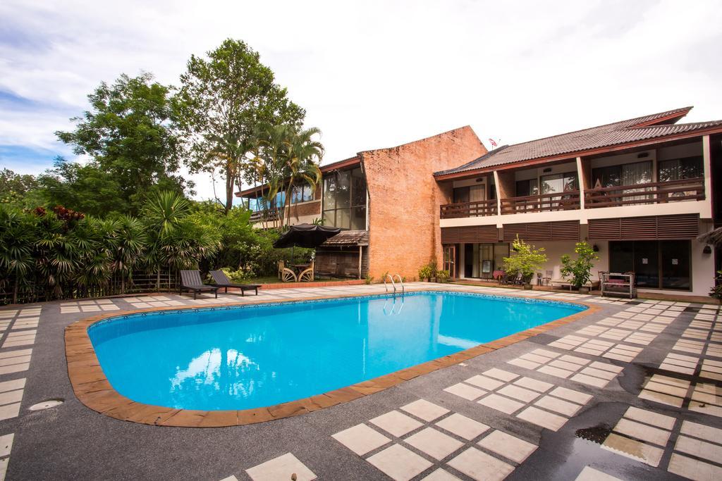 Mae Rim Lagoon Bed & Bakery Exterior photo